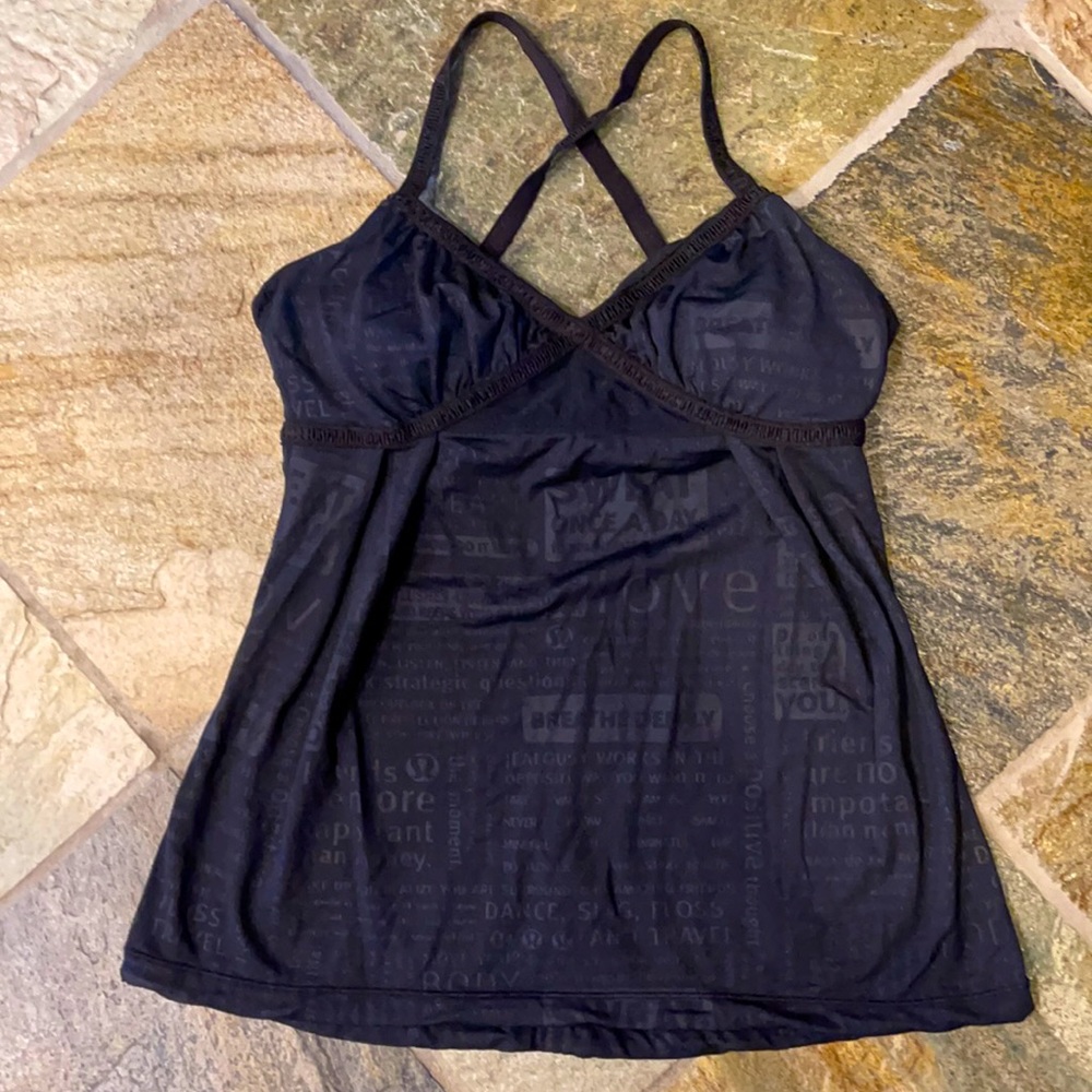 Lululemon Women’s a tank with flared bottom